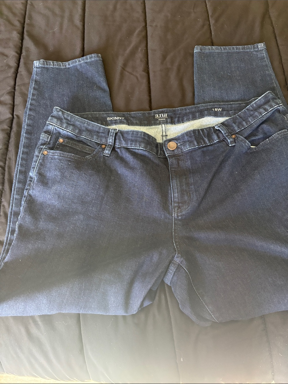 a.n.a.  Women’s Dark Blue Skinny Jeans